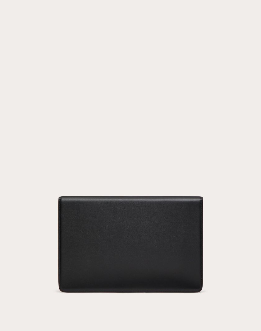 Valentino Handbags Pochette Valentino Garavani Locò In Vitello per Donna in Nero | Valentino IT Offerta