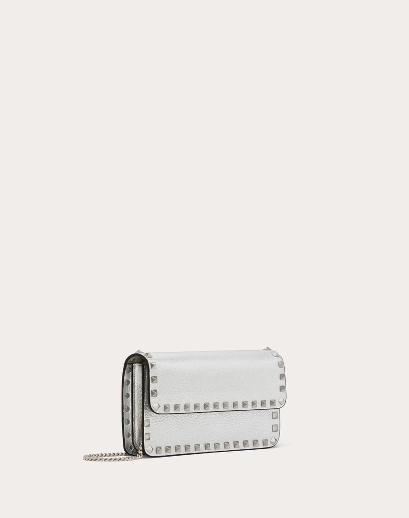 Valentino Handbags Portafoglio Con Catena Rockstud In Vitello Granato Metallizzato per Donna in Argento | Valentino IT Vendita Calda