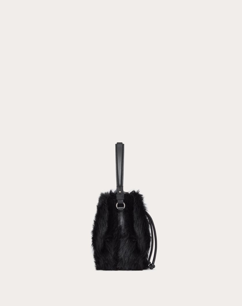 Valentino Handbags Mini Borsa A Secchiello Vlogo Signature In Montone per Donna in Nero | Valentino IT Vendita