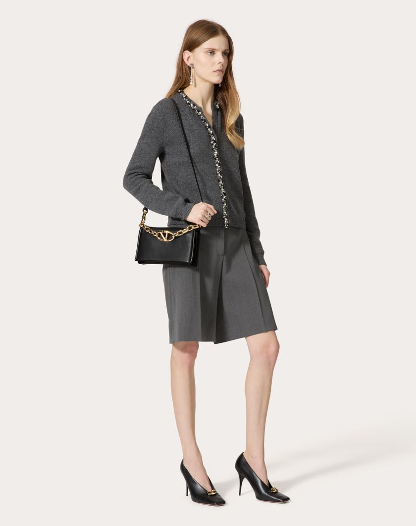 Valentino Handbags Clutch Vlogo Chain In Nappa Con Catena per Donna in Nero | Valentino IT Promozione