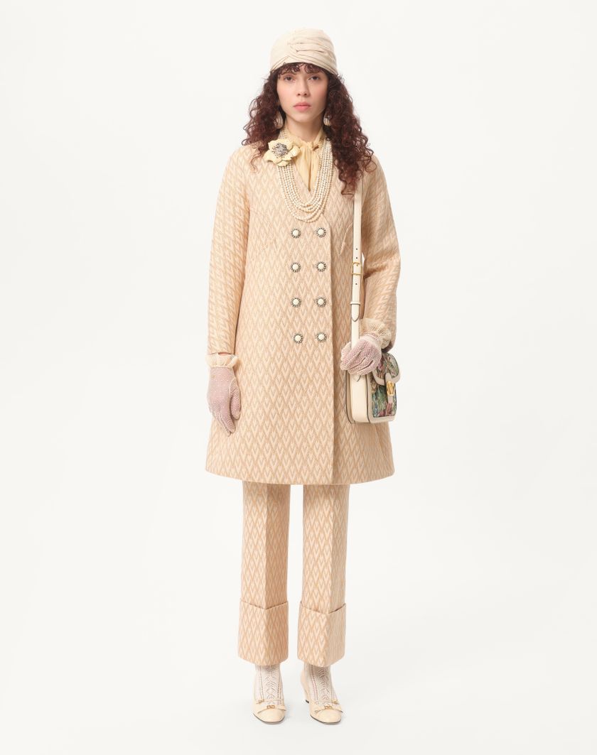 Valentino Handbags Cappotto In Lurex Jacquard Toute La V per Donna in Betulla/oro | Valentino IT Convenienza