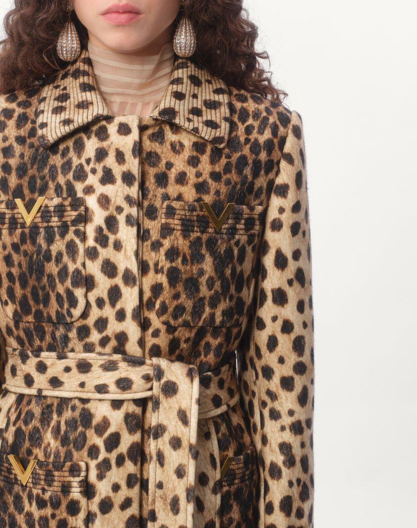 Valentino Handbags Cappotto In Panno Stampato Giaguaro Spots per Donna in Animalier | Valentino IT Offerta