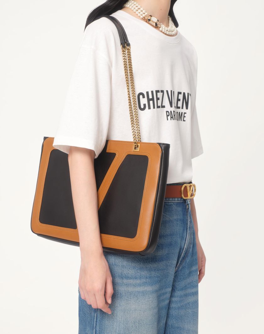Valentino Handbags T-shirt In Jersey Cotton Con Stampa Chez Valentino per Donna in Avorio | Valentino IT Black Friday Prezzi