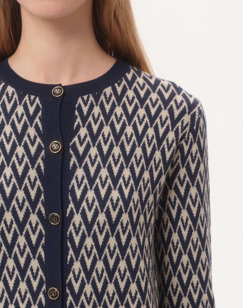 Valentino Handbags Cardigan In Lana Jacquard Toute La V per Donna in Crema/navy | Valentino IT Online