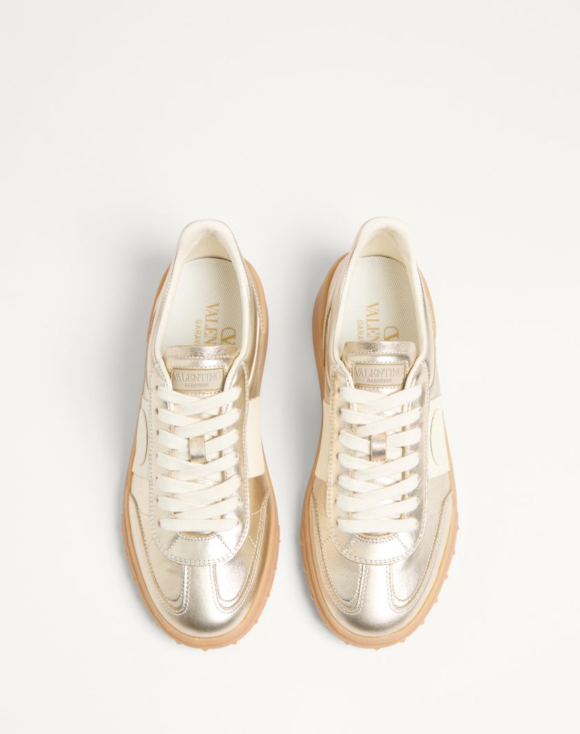 Valentino Handbags Sneaker Upvillage In Vitello Laminato Con Banda In Vitello Nappato per Donna in Bianco/platino | Valentino IT Bestseller