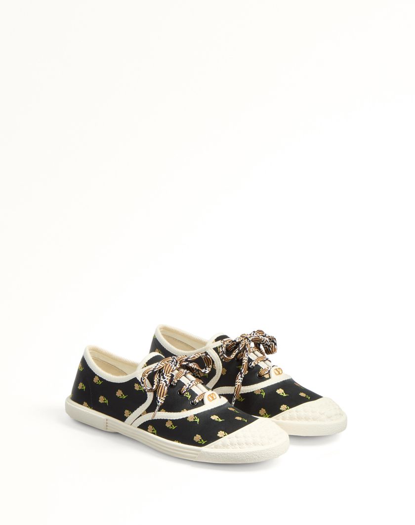 Valentino Handbags Sneaker Bay By Bay In Tessuto Papier Floral per Donna in Multicolor | Valentino IT Comprane uno, ottenene uno gratis