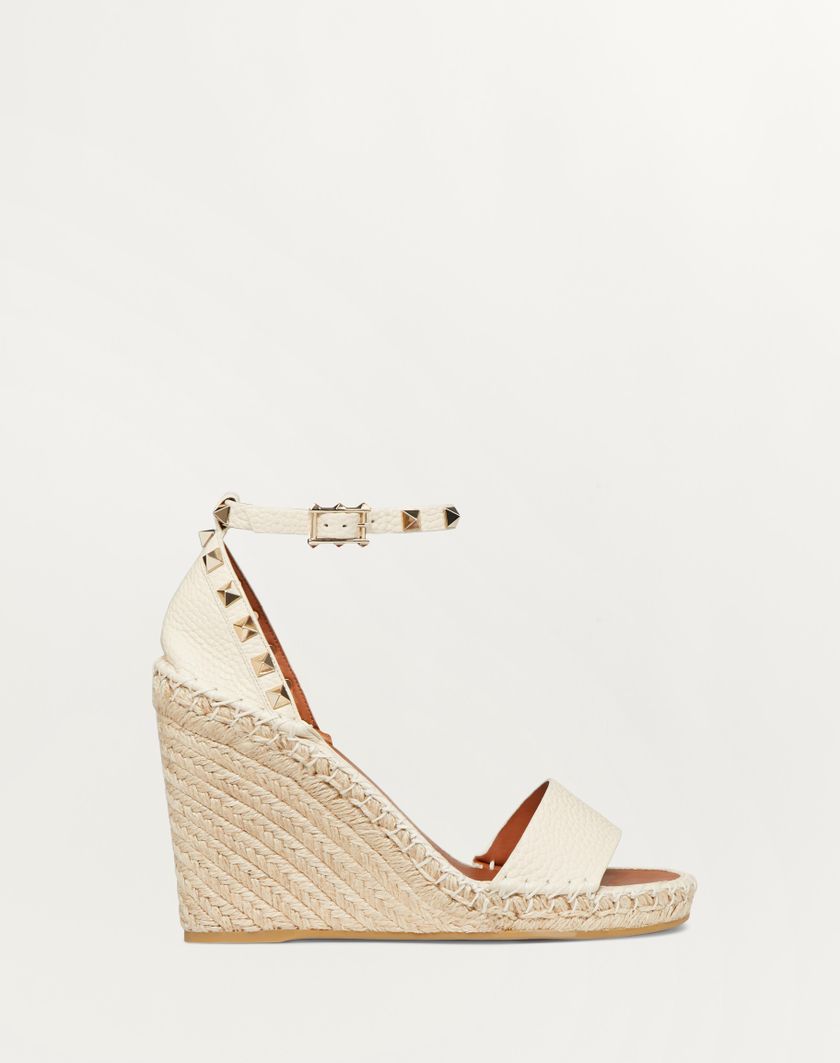 Valentino Handbags Sandalo Zeppa Rockstud Double In Vitello Granato 105mm per Donna in Poudre | Valentino IT Negozi Online