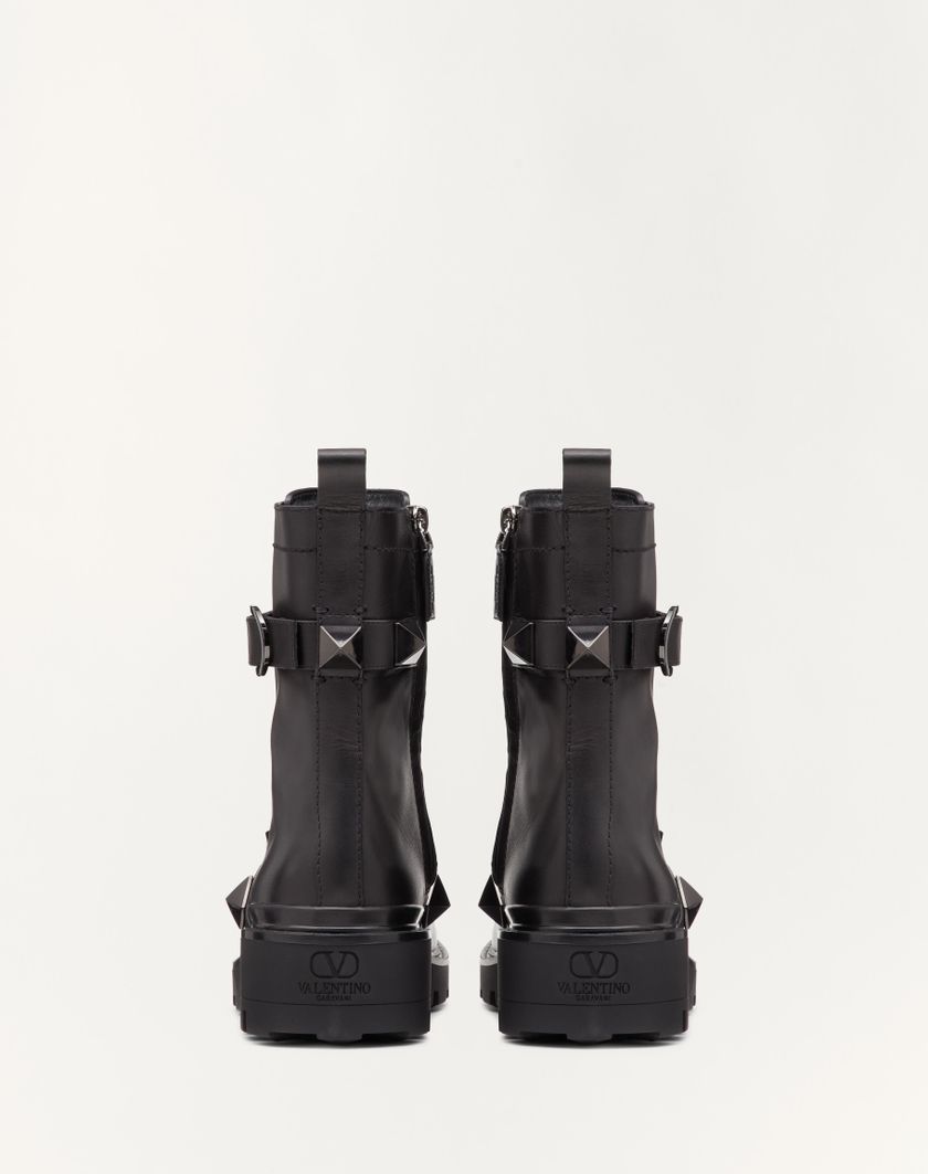 Valentino Handbags Combat Boot Roman Stud In Vitello E Borchie In Tono 40mm per Donna in Nero | Valentino IT Italia