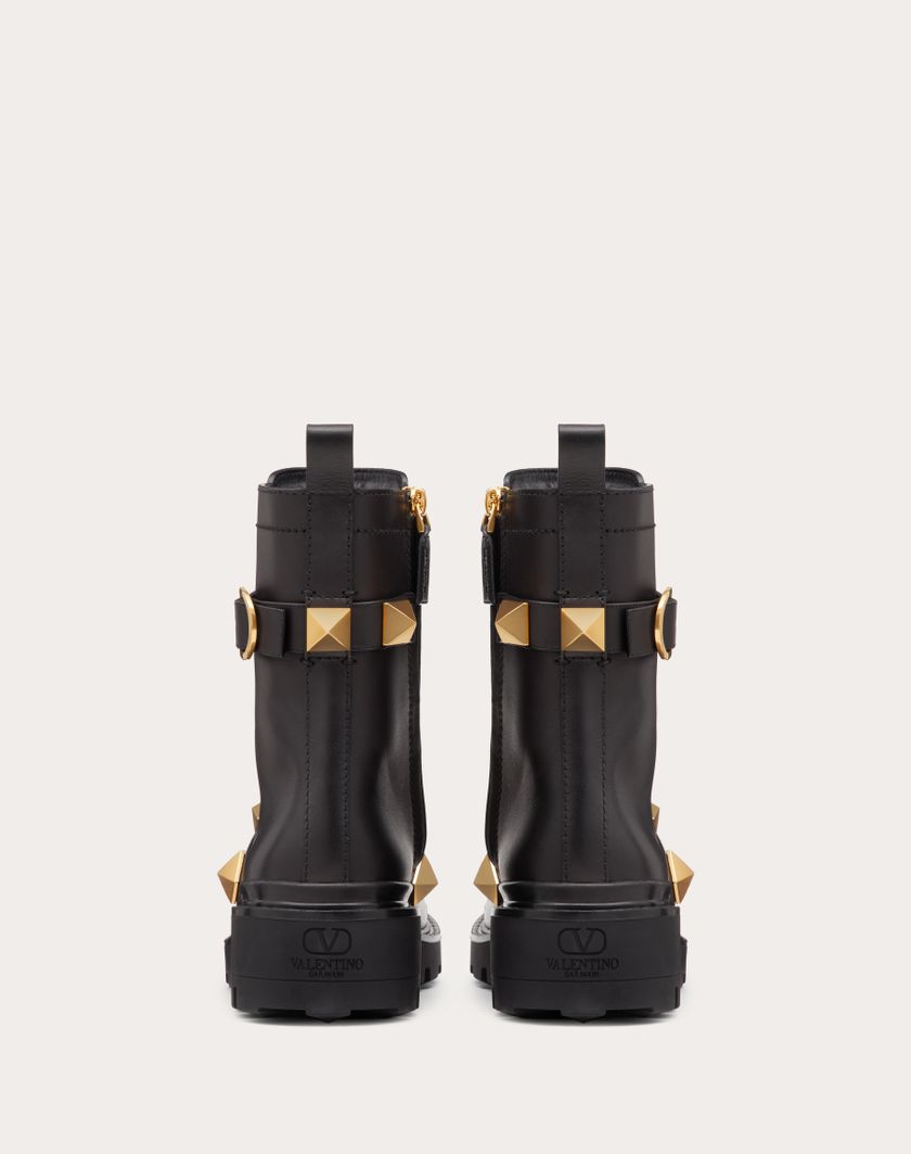 Valentino Handbags Combat Boot Roman Stud In Vitello 40mm per Donna in Nero | Valentino IT In Linea