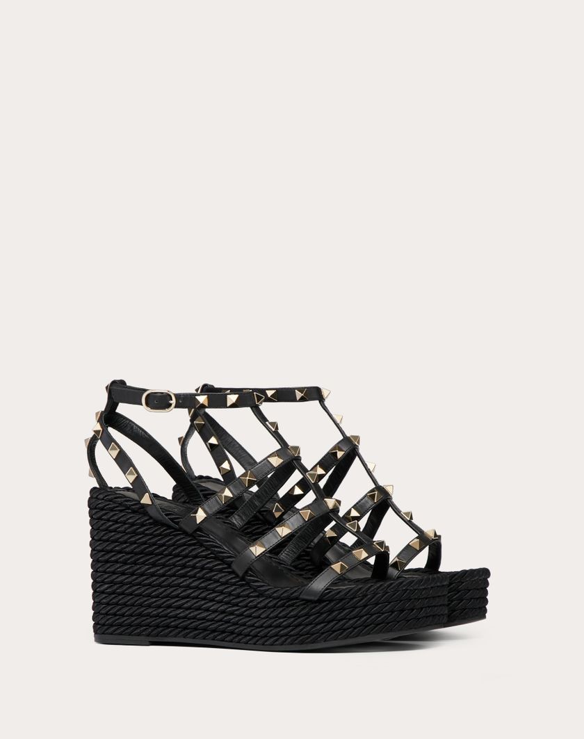 Valentino Handbags Sandalo Zeppa Rockstud Con Cinturini In Vitello 95mm per Donna in Poudre | Valentino IT Offerta per la Festa della Mamma
