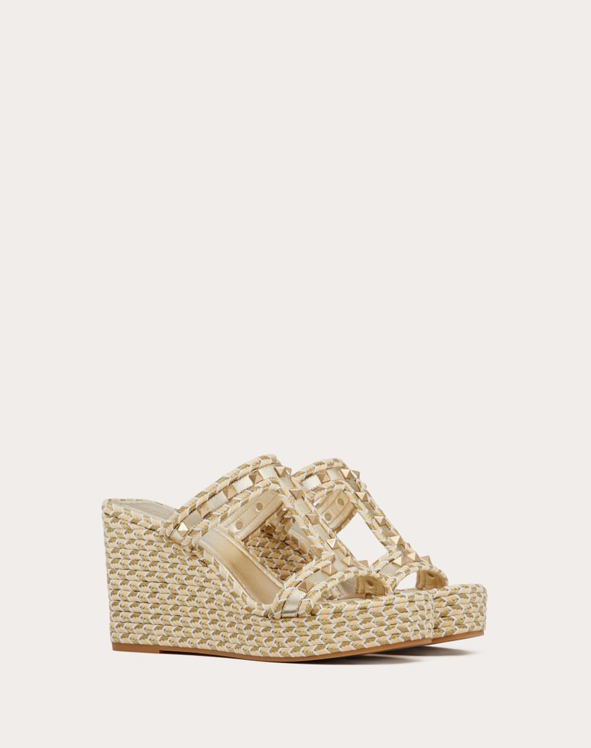 Valentino Handbags Sandalo Zeppa Rockstud In Nappa Laminata 90mm per Donna in Naturale/avorio/oro/platino | Valentino IT Offerta San Valentino