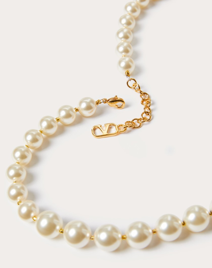 Valentino Handbags Collana Vlogo Signature In Metallo E Perle Swarovski® per Donna in Oro | Valentino IT Nuovi prodotti
