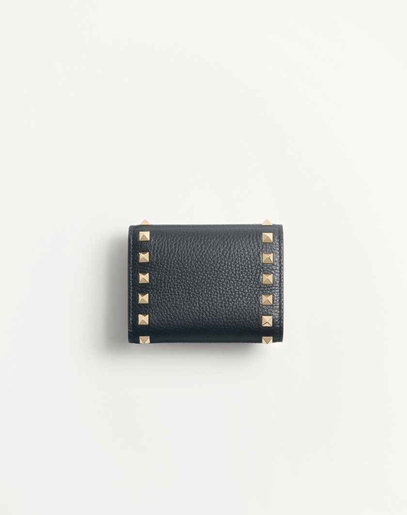 Valentino Handbags Portafoglio Trifold Rockstud In Vitello Granato per Donna in Nero | Valentino IT Online Outlet