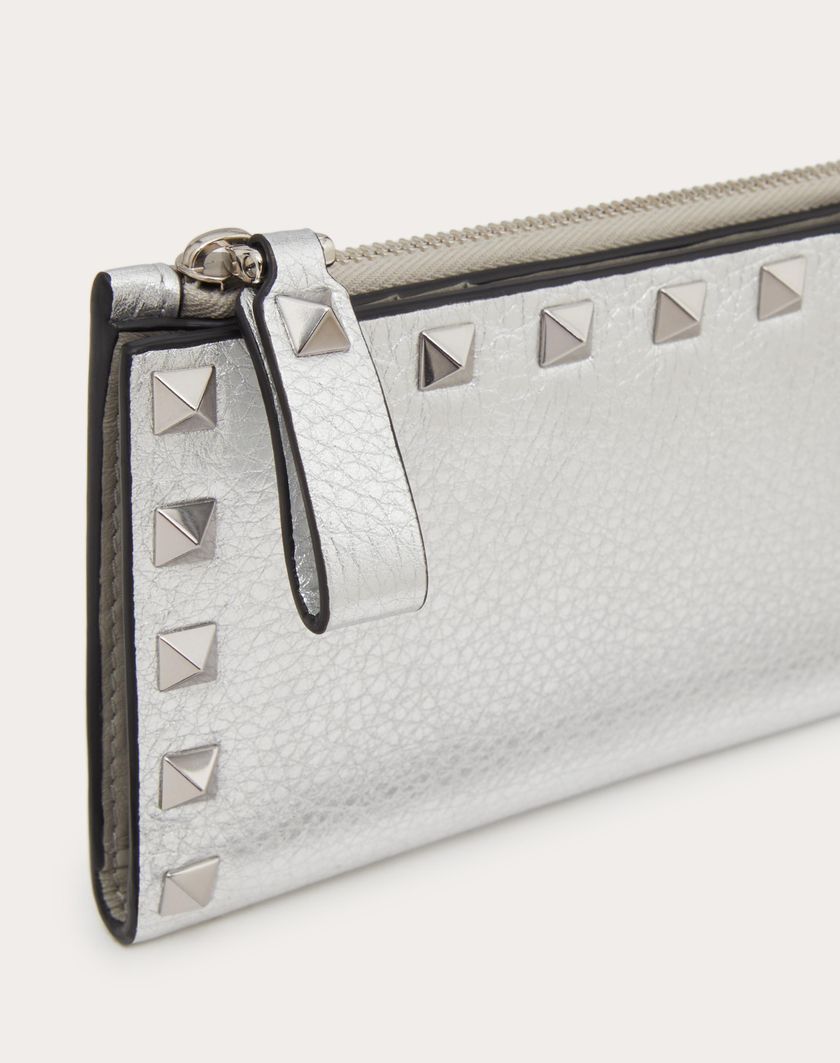 Valentino Handbags Portacarte Con Zip Rockstud In Vitello Granato Metallizzato per Donna in Argento | Valentino IT Offerte stagionali