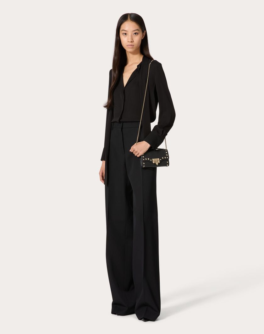Valentino Handbags Portafoglio Con Catena Rockstud In Vitello Granato per Donna in Nero | Valentino IT Offerta settimanale