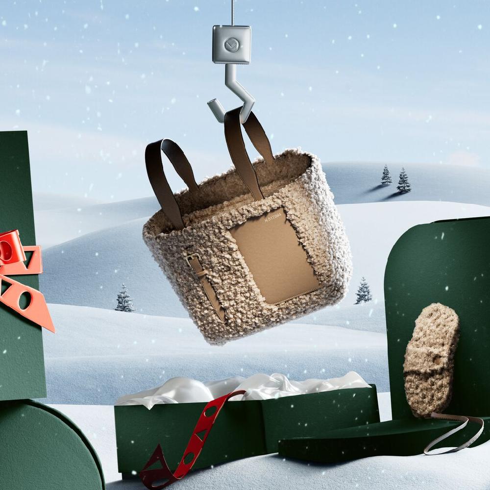 Valextra Borsa a secchiello da Donna in Shearling Beige | Valextra Soft Novità