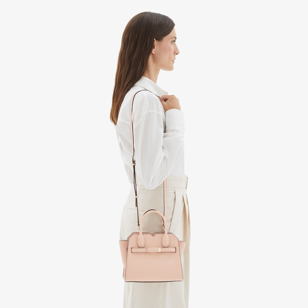 Valextra Borsa a Tracolla Milano Micro | Pelle di vitello Millepunte Soft | Rosa Bonne Mine | Valextra Italy