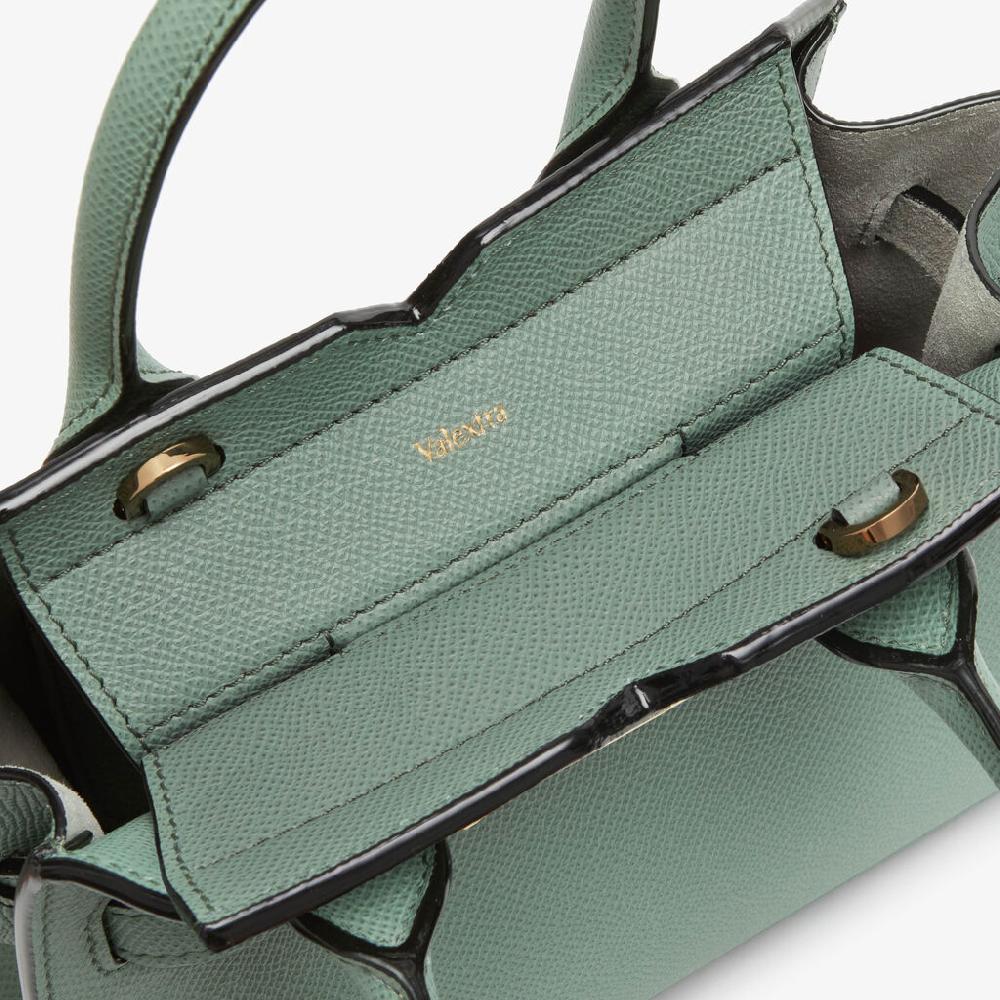 Valextra Borsa a Tracolla Milano Micro | Pelle di vitello Millepunte Soft | Verde Eucalipto | Valextra Italia