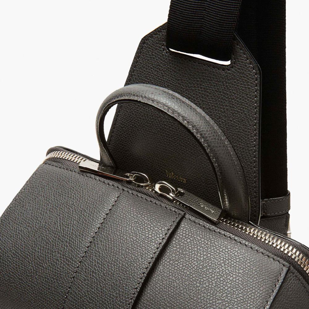 Valextra Zaino monospalla elegante in Pelle Grigia | Valextra V-Line Vendita