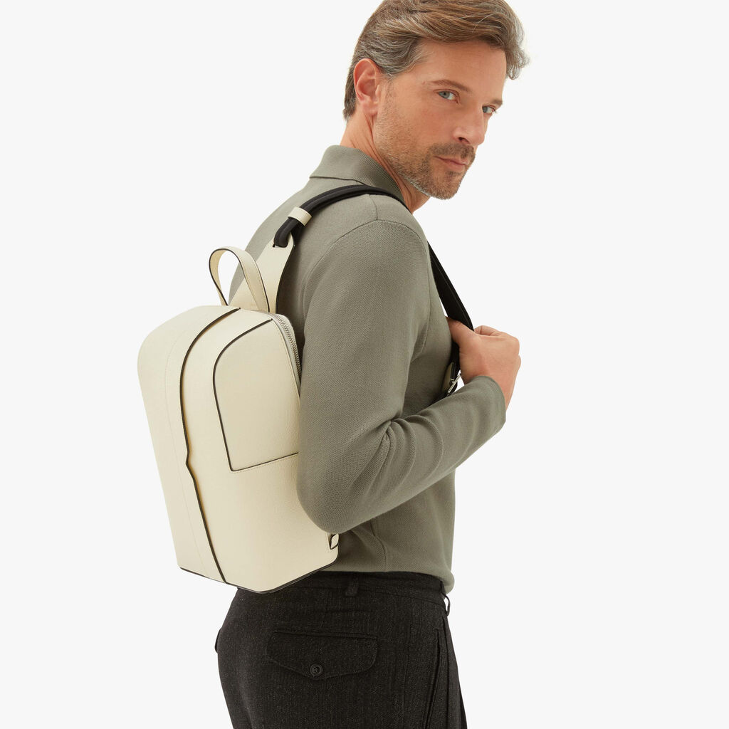 Valextra Valextra V-Line: Zaino monospalla in Pelle Bianca Promozione