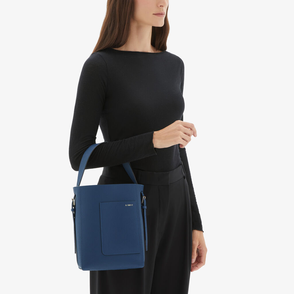 Valextra Borsa a secchiello da Donna in Pelle Blu Zaffiro | Valextra Soft Sottocosto
