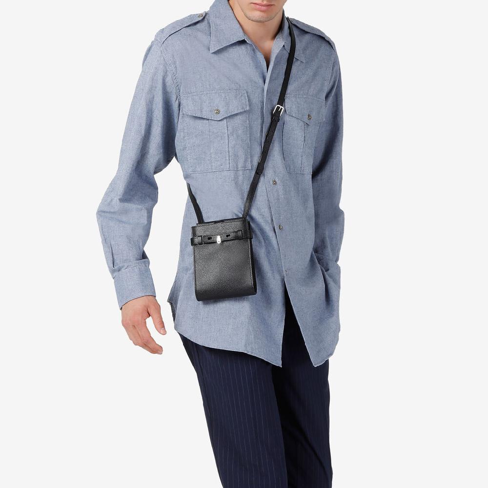 Valextra Borsa a tracolla slim Micro in Pelle Nera | Valextra Brera Italy