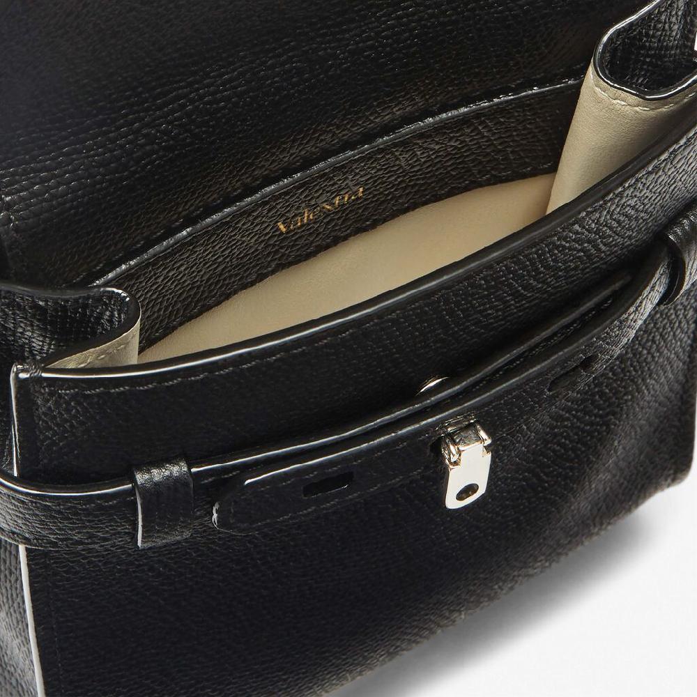 Valextra Borsa a tracolla slim Micro in Pelle Nera | Valextra Brera Italy
