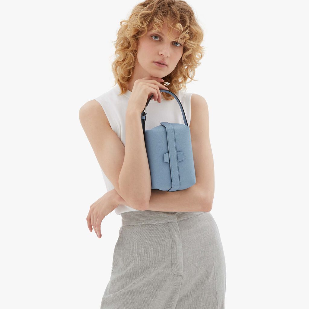 Valextra Borsetta in Pelle Azzurra con tracolla | Valextra Tric Trac Vendita
