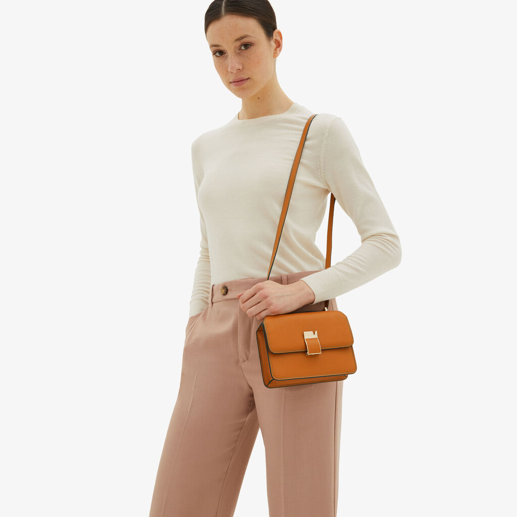 Valextra Borsetta a spalla Mini in Pelle Marrone | Valextra NoLo Sconto