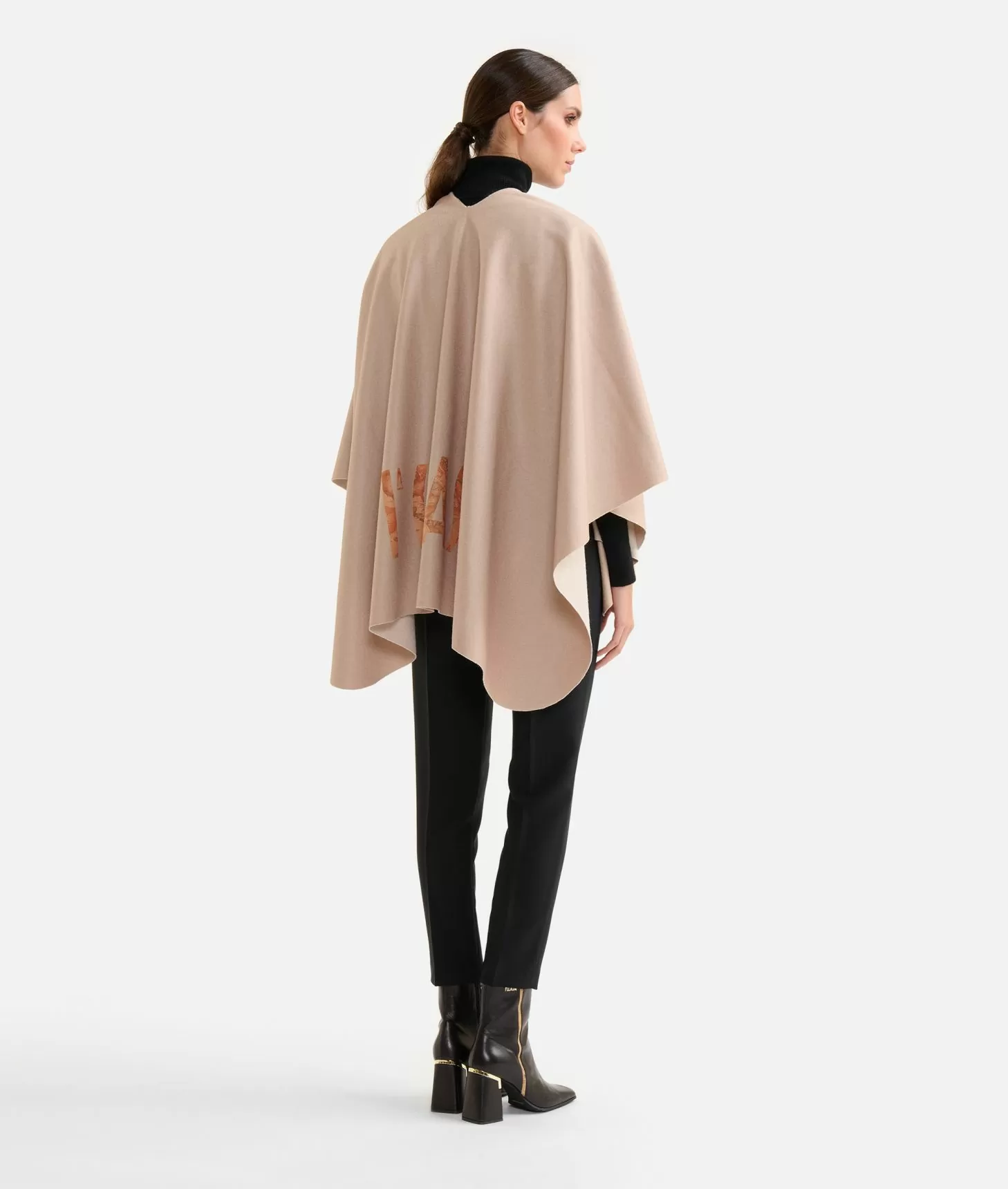 Alviero martini 1a classe Mantella in panno con logo 1ᴬ Classe Panna Vendite Flash