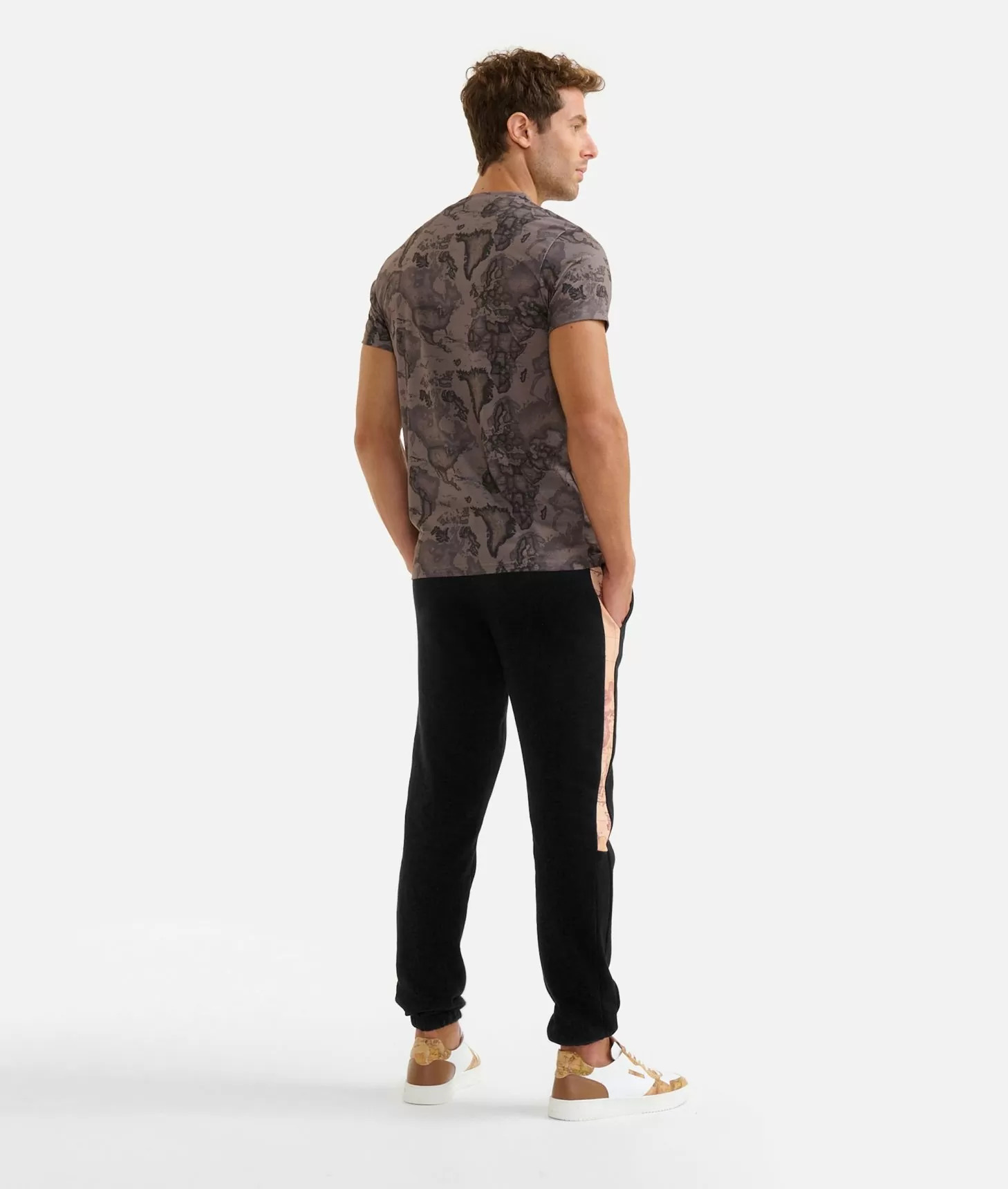 Alviero martini 1a classe T-shirt stampa Geo Military Verde Acquista Ora