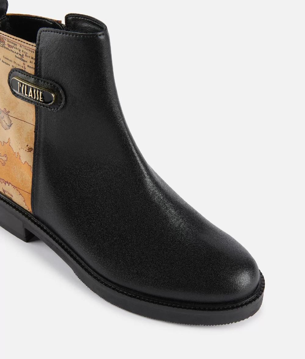 Alviero martini 1a classe Stivaletti beatles in pelle liscia con inserto Geo Classic Neri Outlet