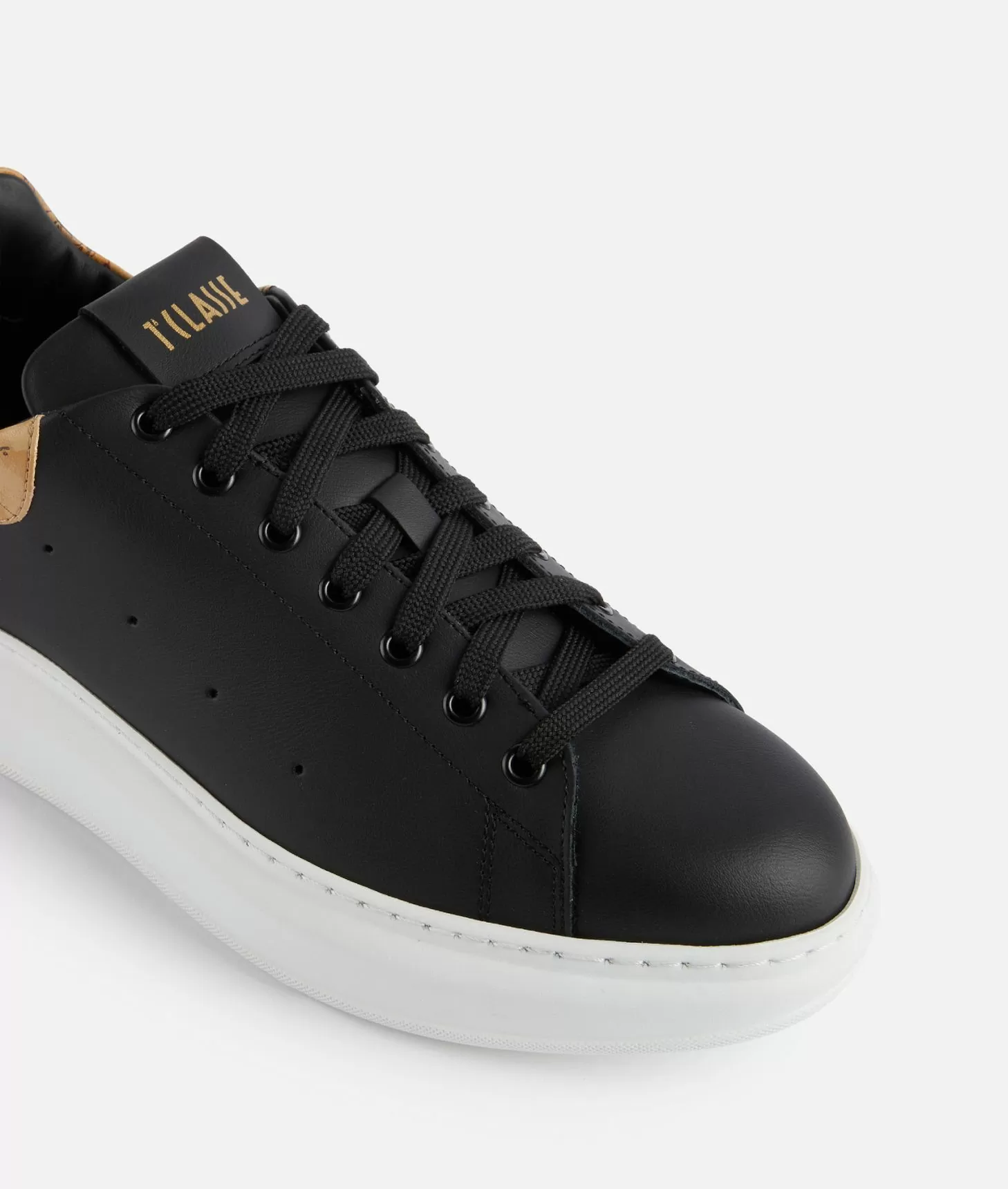 Alviero martini 1a classe Sneakers in pelle liscia Nere Vendita