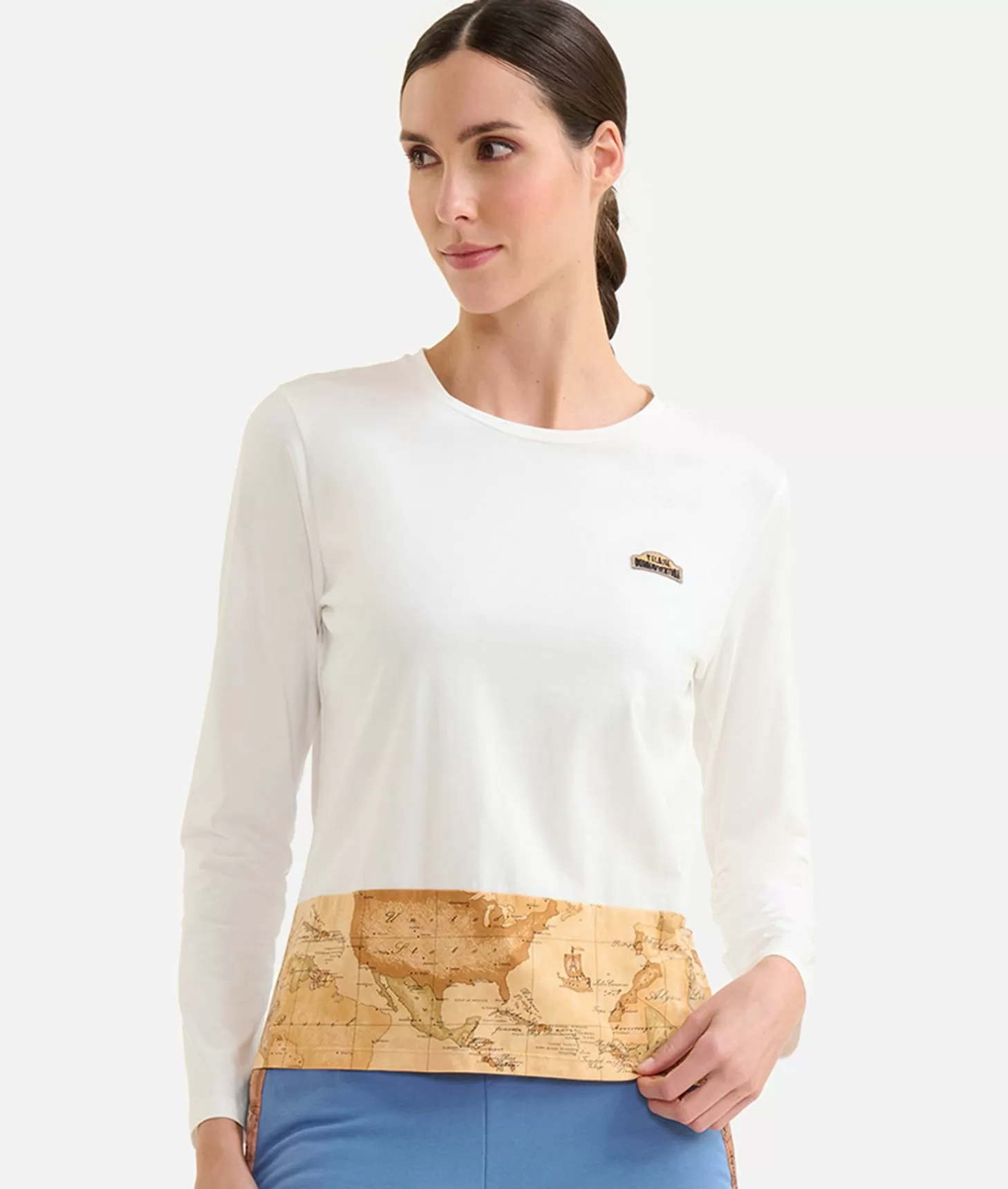 Alviero martini 1a classe T-shirt a maniche lunghe in jersey di cotone stretch con fondo Geo Classic Gesso 50% di sconto per tempo limitato