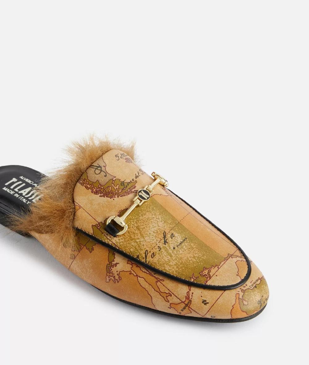 Alviero martini 1a classe Slipper con morsetto 1C in eco nappa stampa Geo Classic Offerta natalizia