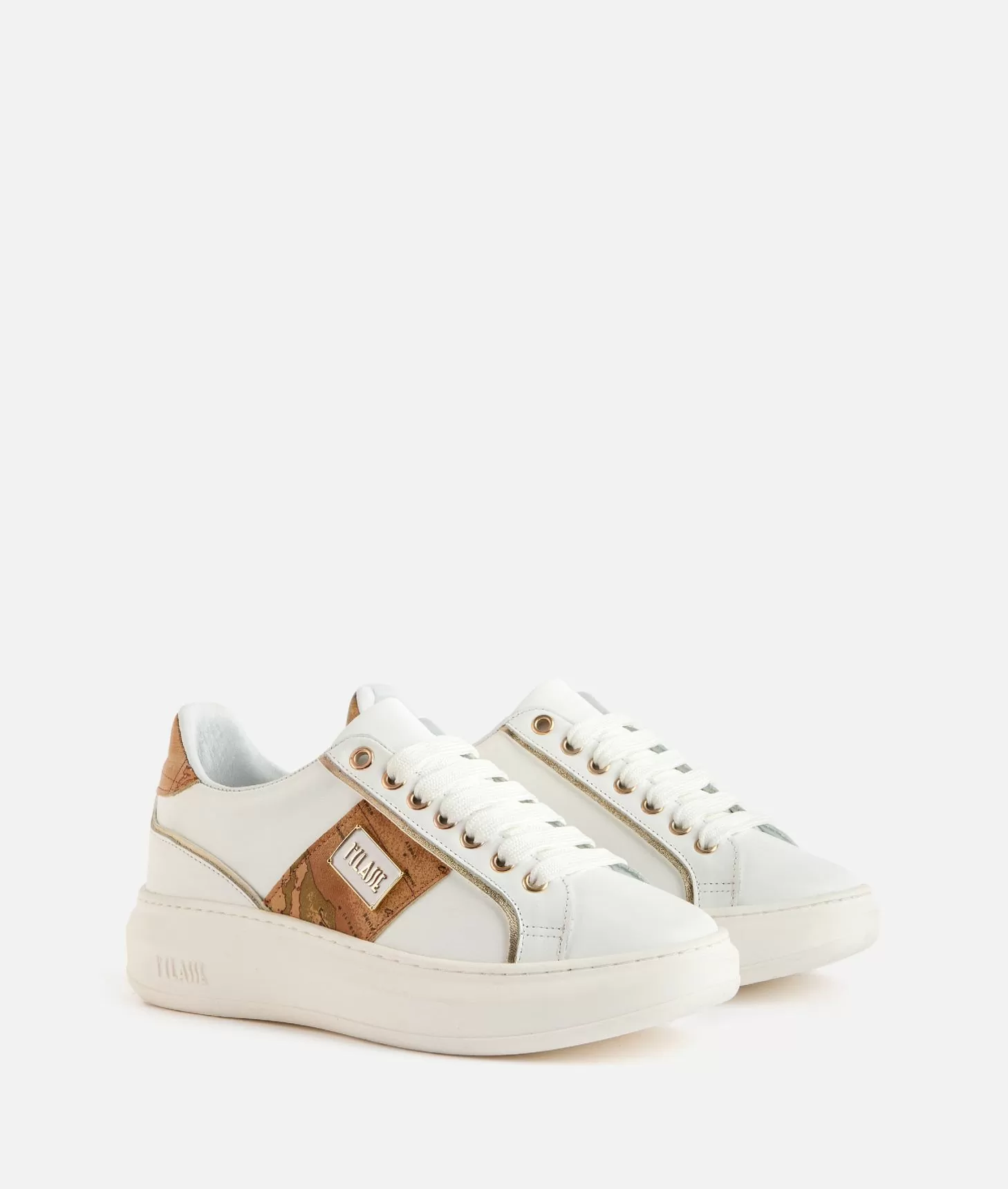 Alviero martini 1a classe Sneakers in pelle liscia con targhetta 1ᴬ Classe smaltata Bianche Ultimo giorno